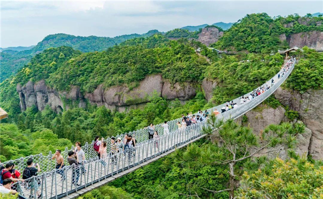 成都高中生出国留学中介哪家好?想要出国怎么办?